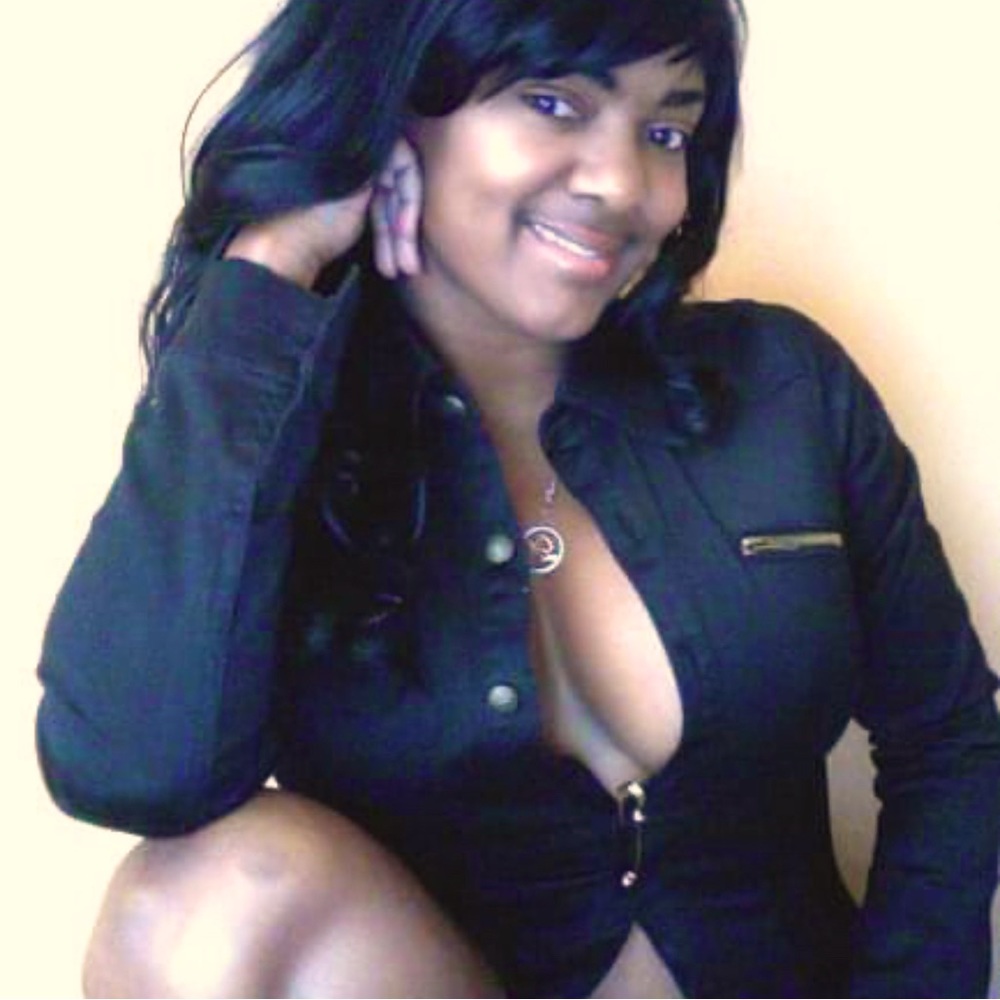 Meet your Posher, Pamela